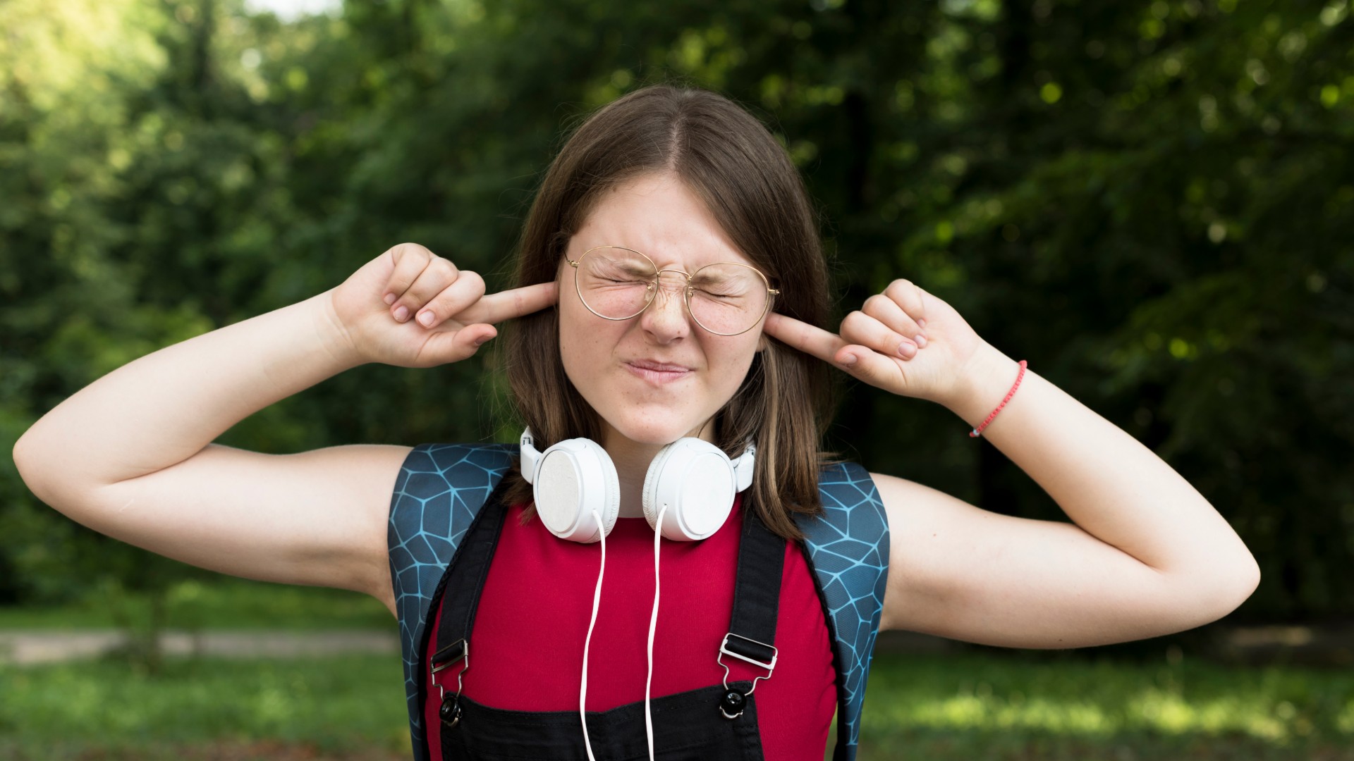 Foto de capa do artigo "O que é Zumbido no ouvido: causas, como tratar, tem cura?"