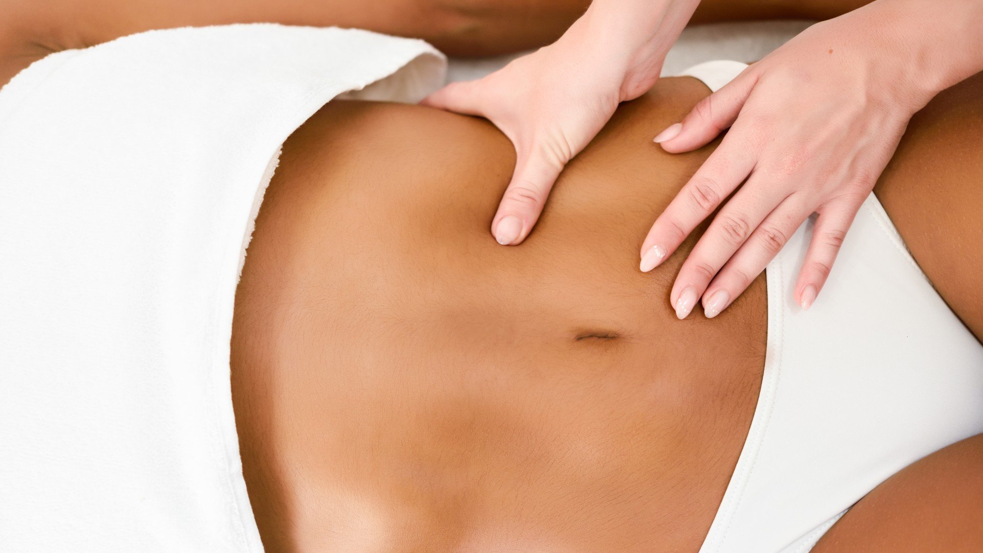 Foto de capa do artigo "Massagem modeladora: conheça o procedimento e os benefícios"