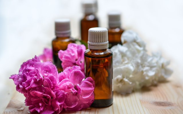 Aromaterapia usa óleos essenciais