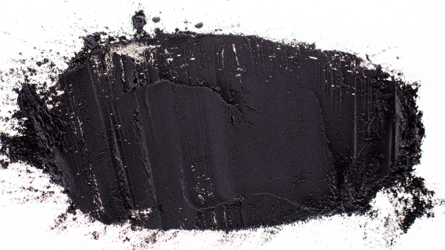 Melena: o que deixa o cocô preto? Como prevenir e tratar? | MS