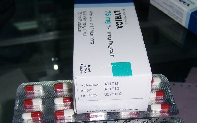 Caixa de medicamento Lyrica.