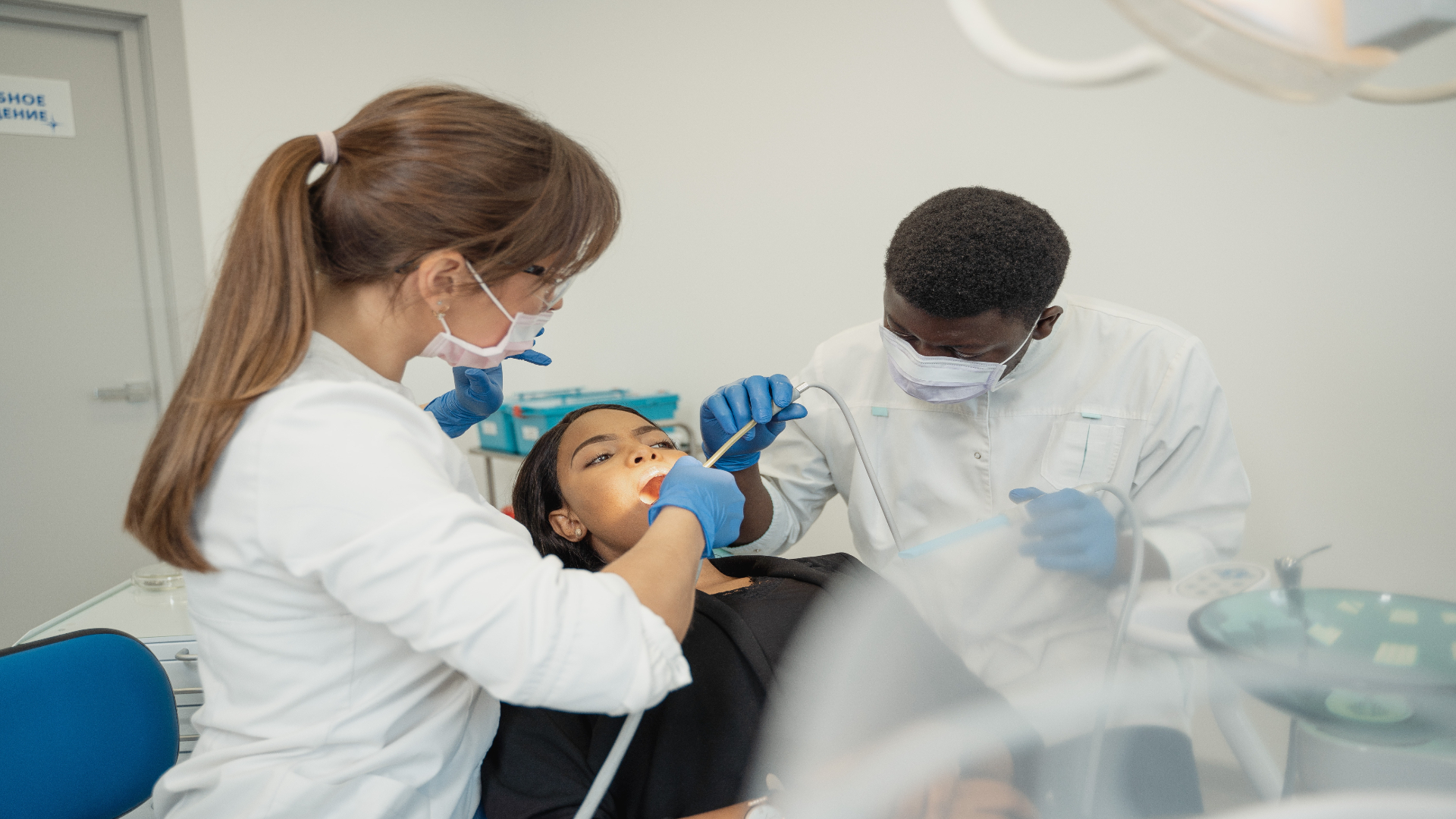 Foto de capa do artigo "Tártaro dental: o que é, o que causa e como tratar"